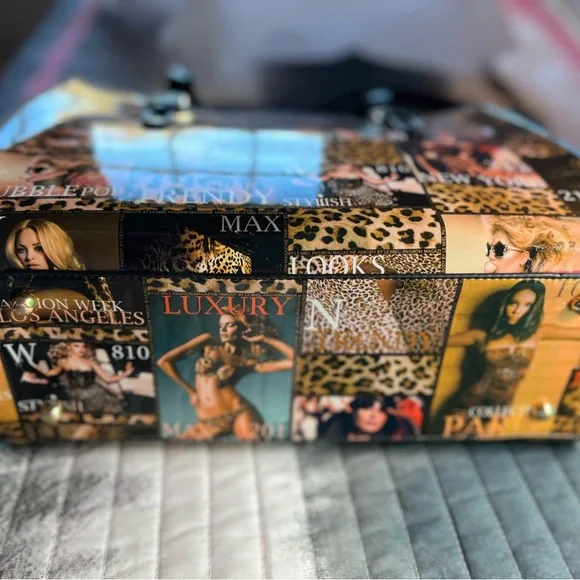 Boutique Stylish Women's Fashion Print Bag - Picture 9 of 16